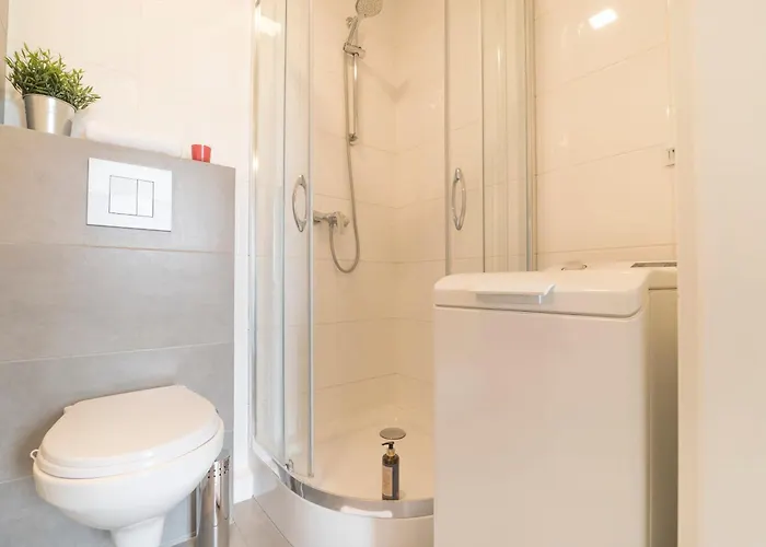 Legnicka Close To The Center Of By Rent Like *