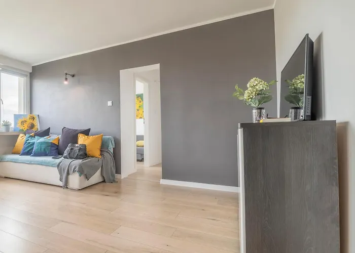 Legnicka Close To The Center Of By Rent Like Vratislav