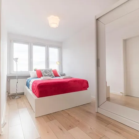 公寓 Legnicka Close To The Center Of By Rent Like