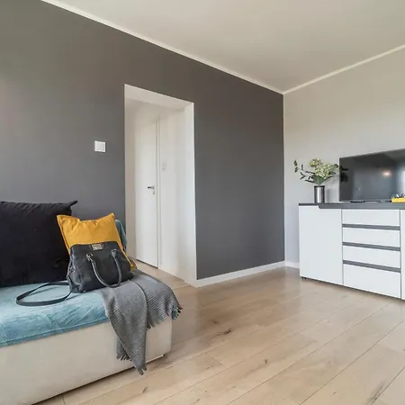 Appartamento Legnicka Close To The Center Of By Rent Like