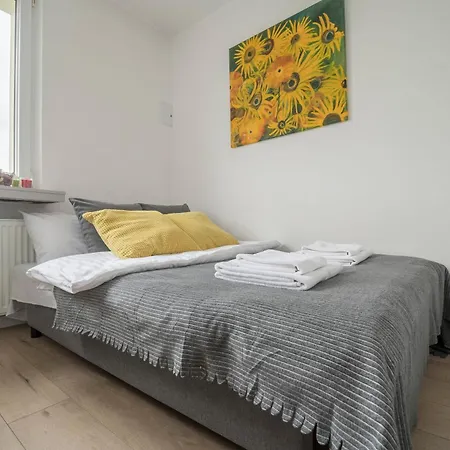 Appartamento Legnicka Close To The Center Of By Rent Like Breslavia