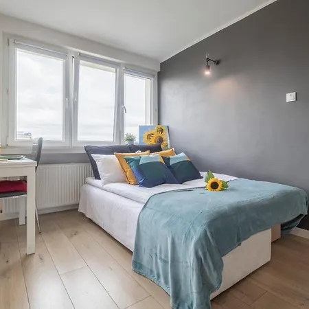 Legnicka Close To The Center Of By Rent Like 公寓